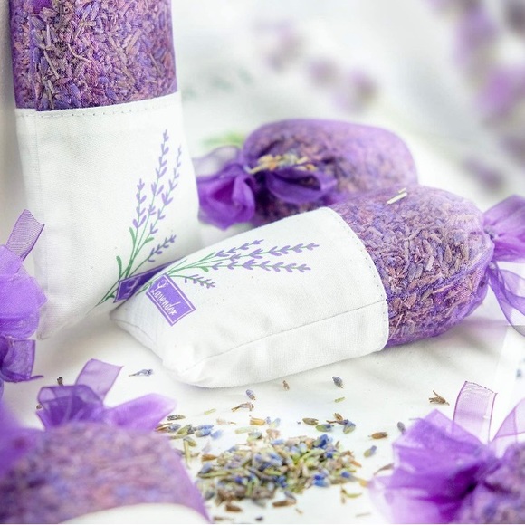 @blingsnrings - Picture 6 of 10